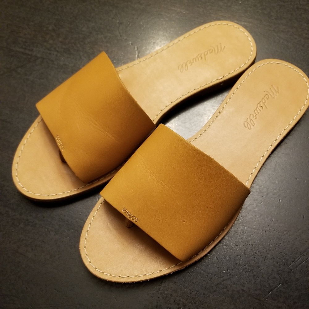 Madewell ☀️"The boardwalk post slide sandal"🌴